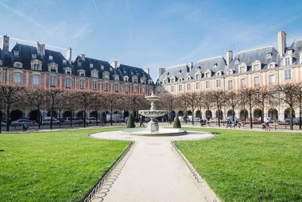 Atypical Flat - Place Des Vosges - 4 People Appartamento Parigi